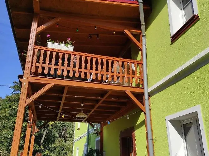 Dom Na Wzgórzu Gospodarstwo agroturystyczne *